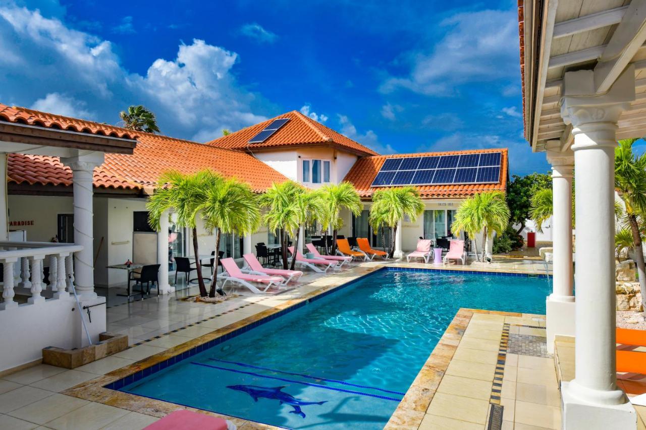 Boutique Hotel Swiss Paradise Aruba Villas And Suites Palm Beach Exteriör bild