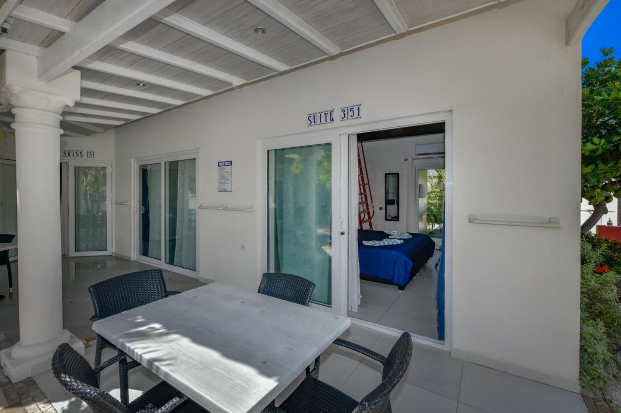 Boutique Hotel Swiss Paradise Aruba Villas And Suites Palm Beach Exteriör bild