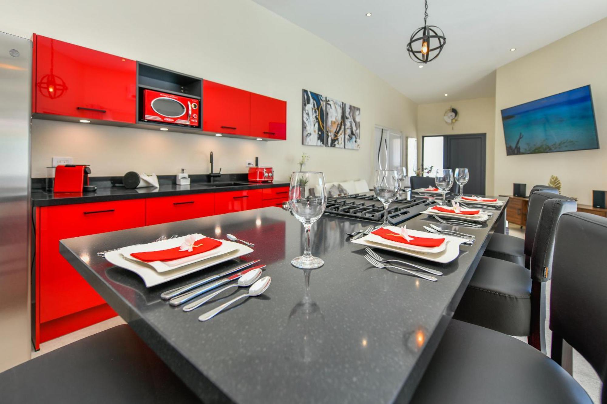 Boutique Hotel Swiss Paradise Aruba Villas And Suites Palm Beach Exteriör bild